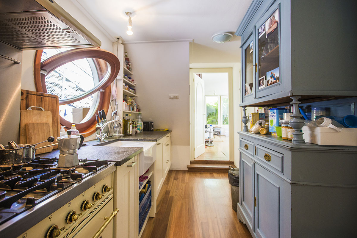 Houseboat For Rent Da Costakade 310, 1052 SJ te Amsterdam Houseboat