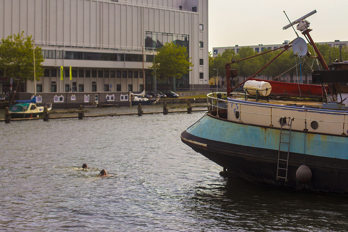 Long term Houseboat rental Amsterdam