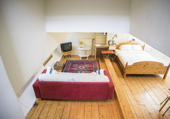 Long term Houseboat rental Amsterdam