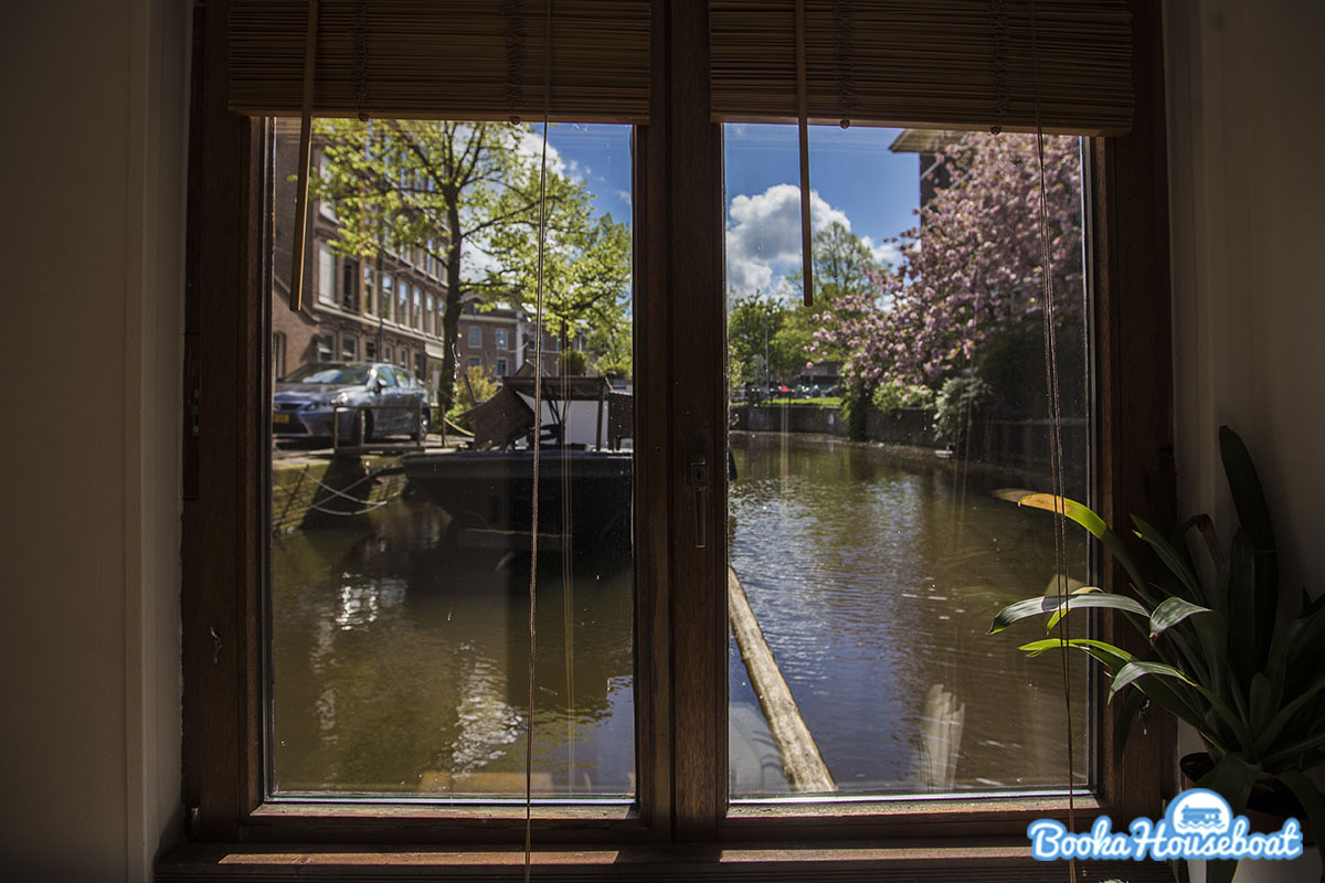 Long term Houseboat rental Amsterdam Jordaan 
