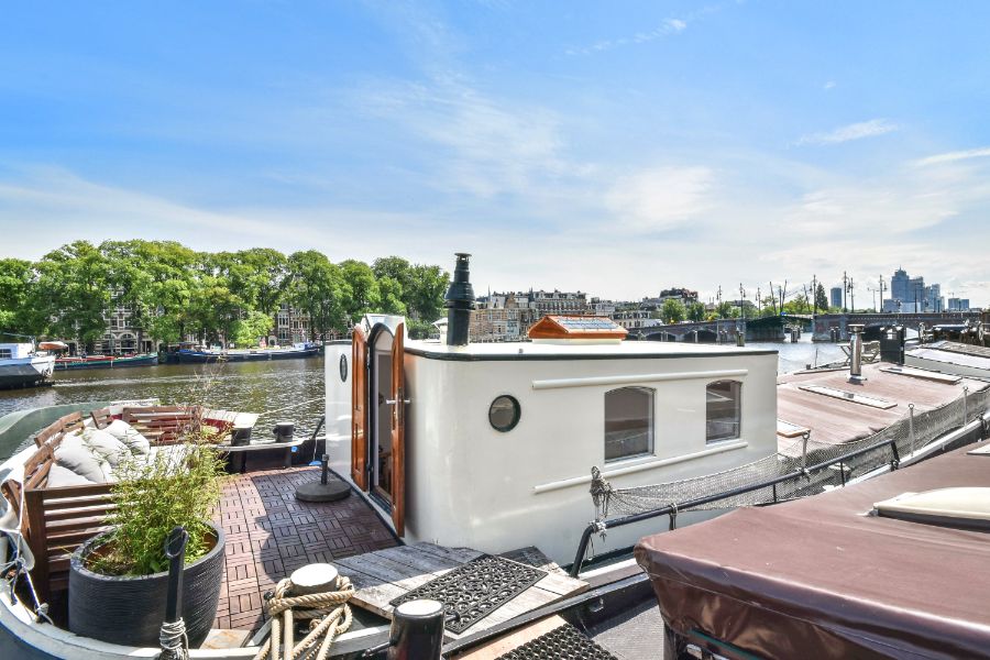 Amsteldijk 707 1074, Amsterdam, Noord-Holland Netherlands, 2 Bedrooms Bedrooms, 6 Rooms Rooms,Houseboat,For Rent,Amsteldijk,1033