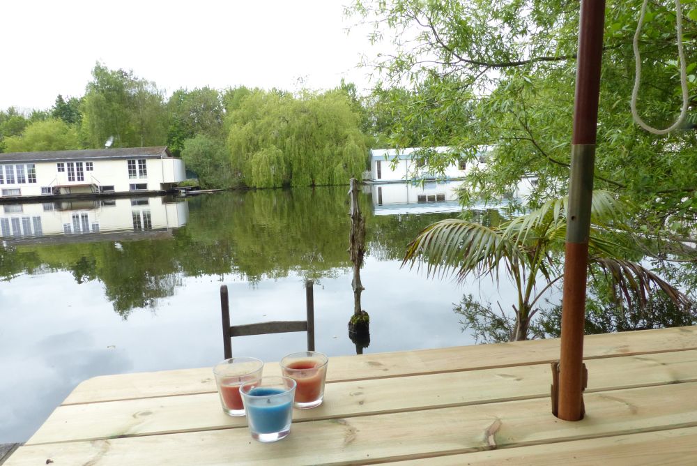 Zijkanaal F Oostzijde 22 1165 LX, Halfweg (Spaarnwoude), Noord-Holland Nederland, 2 Bedrooms Bedrooms, 5 Rooms Rooms,Houseboat,For Rent,Zijkanaal F Oostzijde ,1038