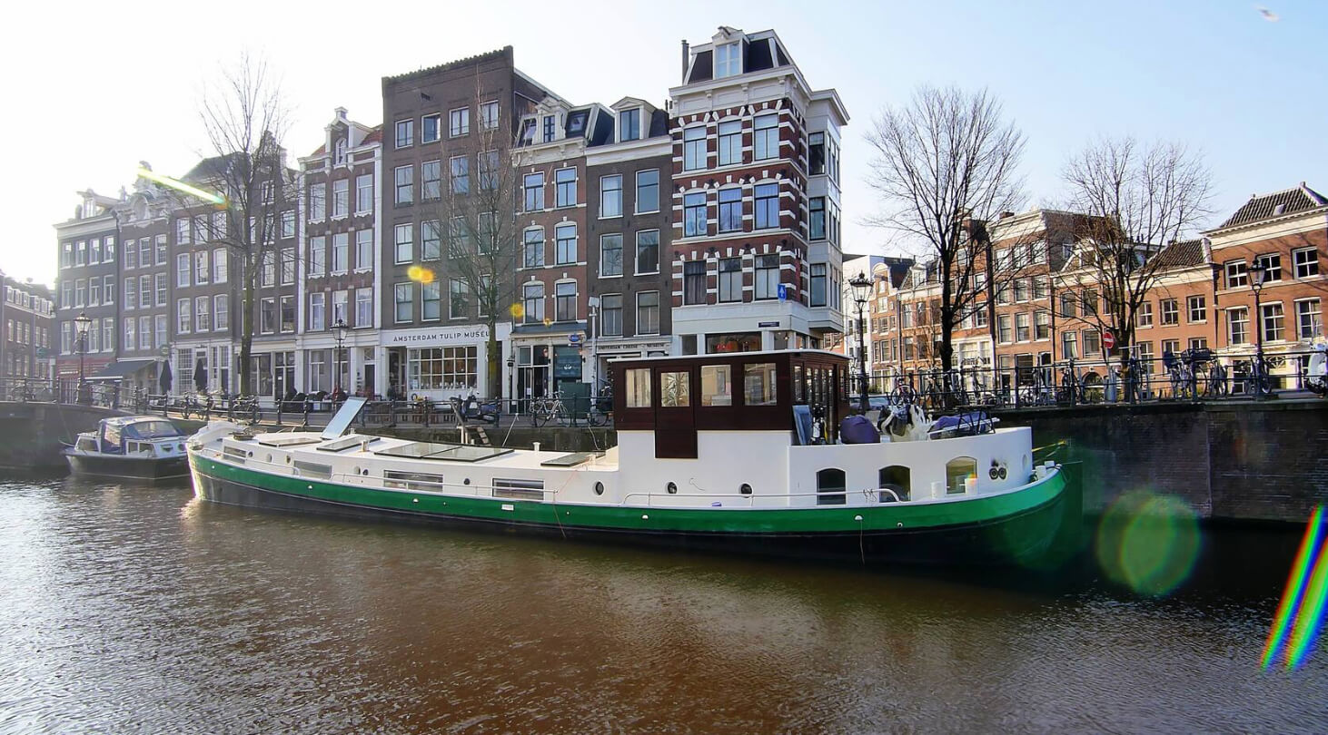 Houseboat For Rent Prinsengracht 114, 1015EA te Amsterdam Houseboat