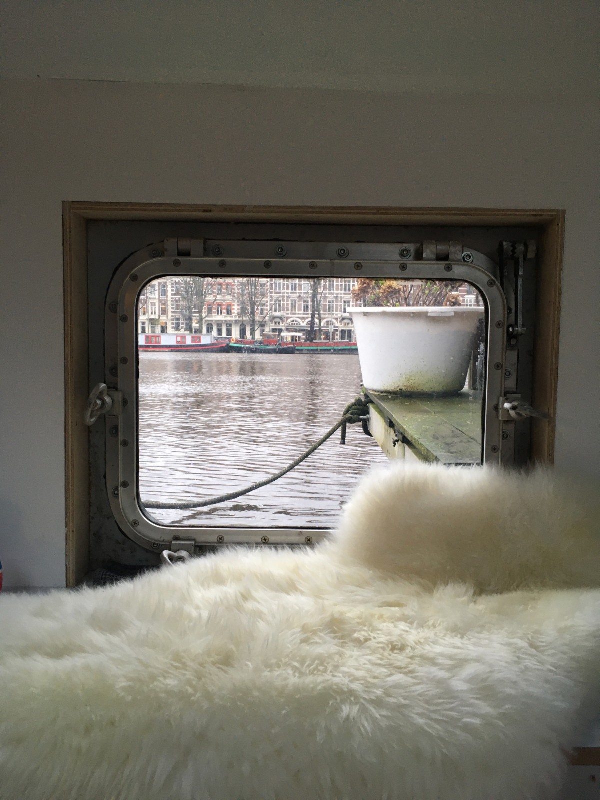 Amsteldijk 706 1074 JH, Amsterdam, Noord-Holland Netherlands, 2 Bedrooms Bedrooms, 3 Rooms Rooms,Houseboat,For Rent,Amsteldijk,1050