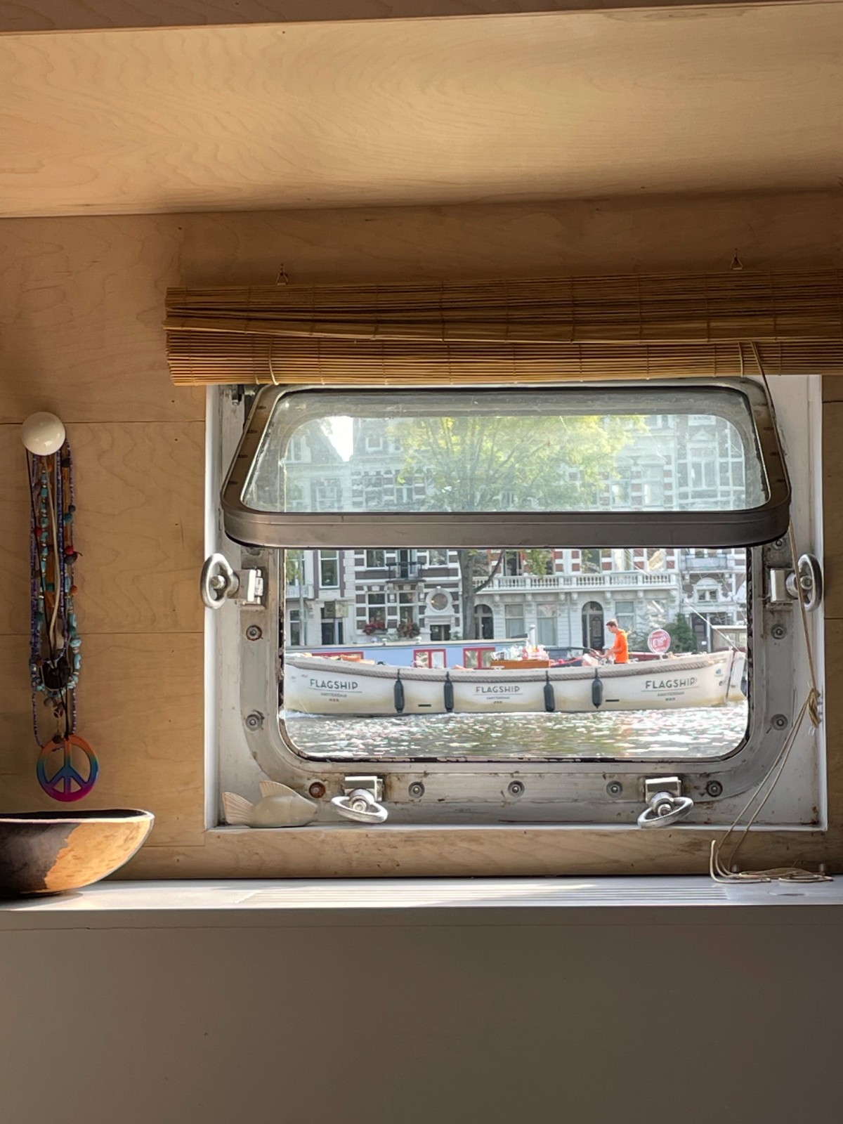 Amsteldijk 706 1074 JH, Amsterdam, Noord-Holland Netherlands, 2 Bedrooms Bedrooms, 3 Rooms Rooms,Houseboat,For Rent,Amsteldijk,1050