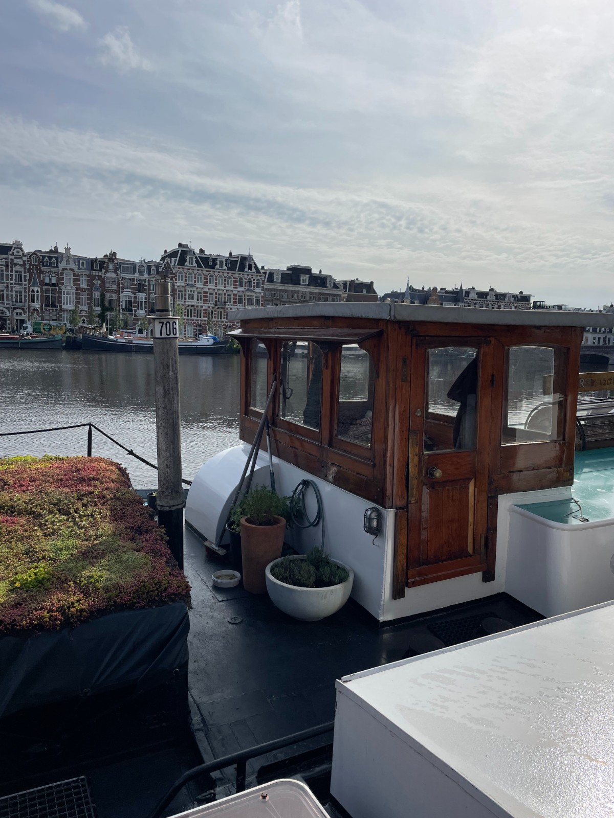 Amsteldijk 706 1074 JH, Amsterdam, Noord-Holland Netherlands, 2 Bedrooms Bedrooms, 3 Rooms Rooms,Houseboat,For Rent,Amsteldijk,1050