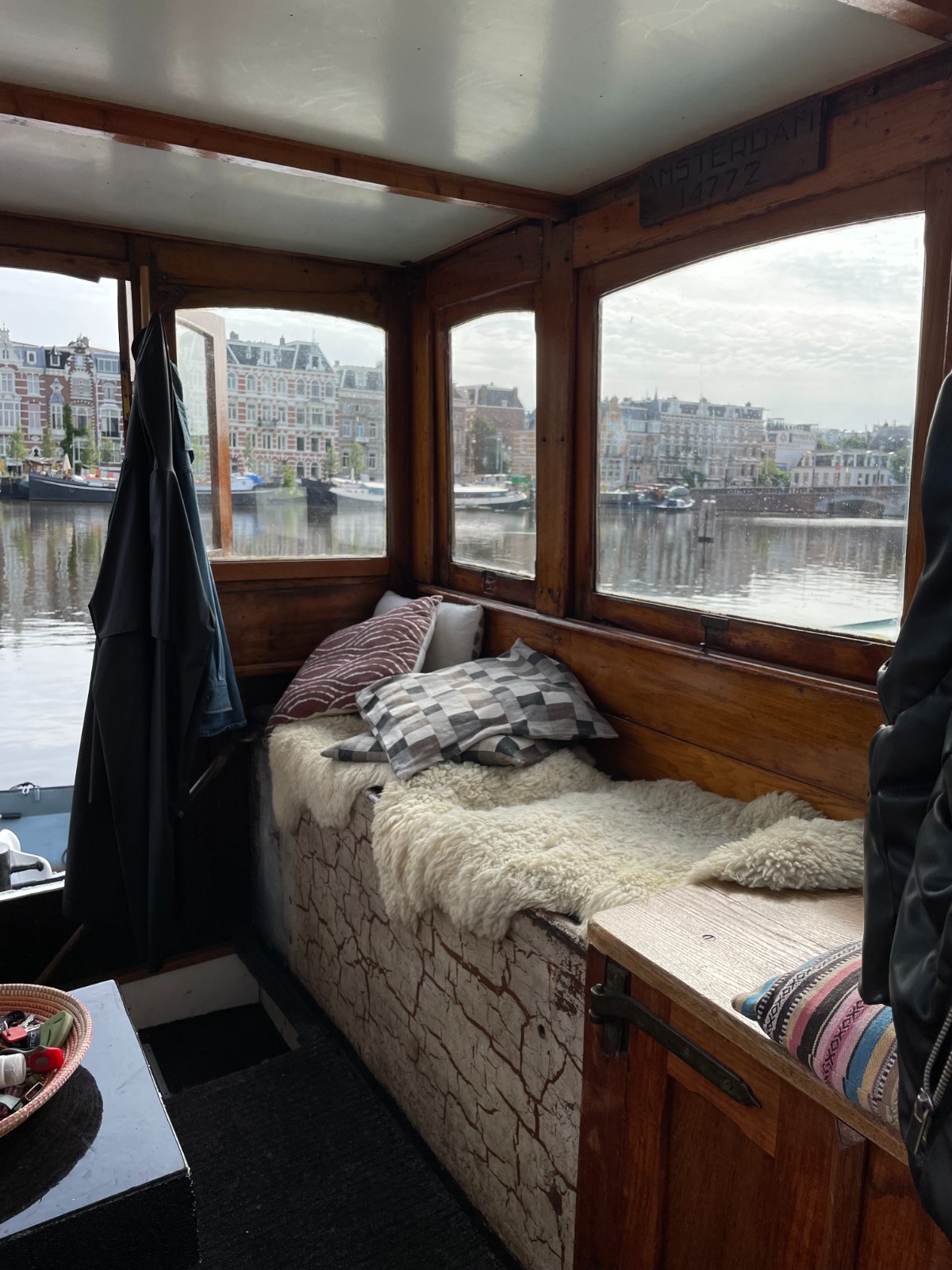 Amsteldijk 706 1074 JH, Amsterdam, Noord-Holland Netherlands, 2 Bedrooms Bedrooms, 3 Rooms Rooms,Houseboat,For Rent,Amsteldijk,1050