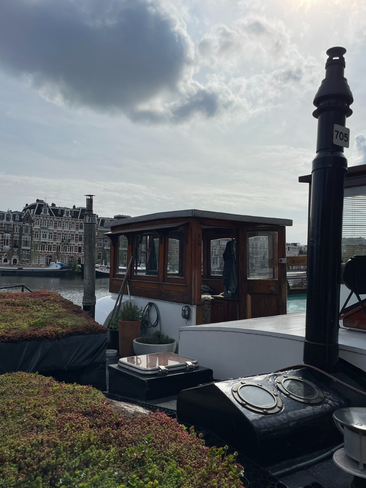 Amsteldijk 706 1074 JH, Amsterdam, Noord-Holland Netherlands, 2 Bedrooms Bedrooms, 3 Rooms Rooms,Houseboat,For Rent,Amsteldijk,1050