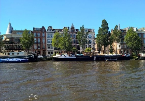 Long Term Houseboat Rentals Amsterdam Paris London