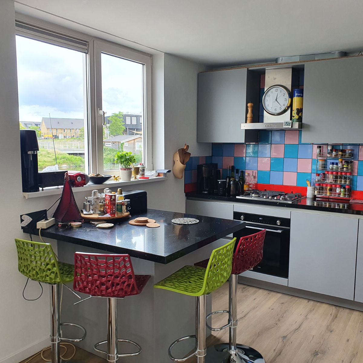 Buiksloterdijk 433 1034 ZA, Amsterdam, Noord-Holland Nederland, 2 Bedrooms Bedrooms, 4 Rooms Rooms,Houseboat,For Rent,Buiksloterdijk,1052