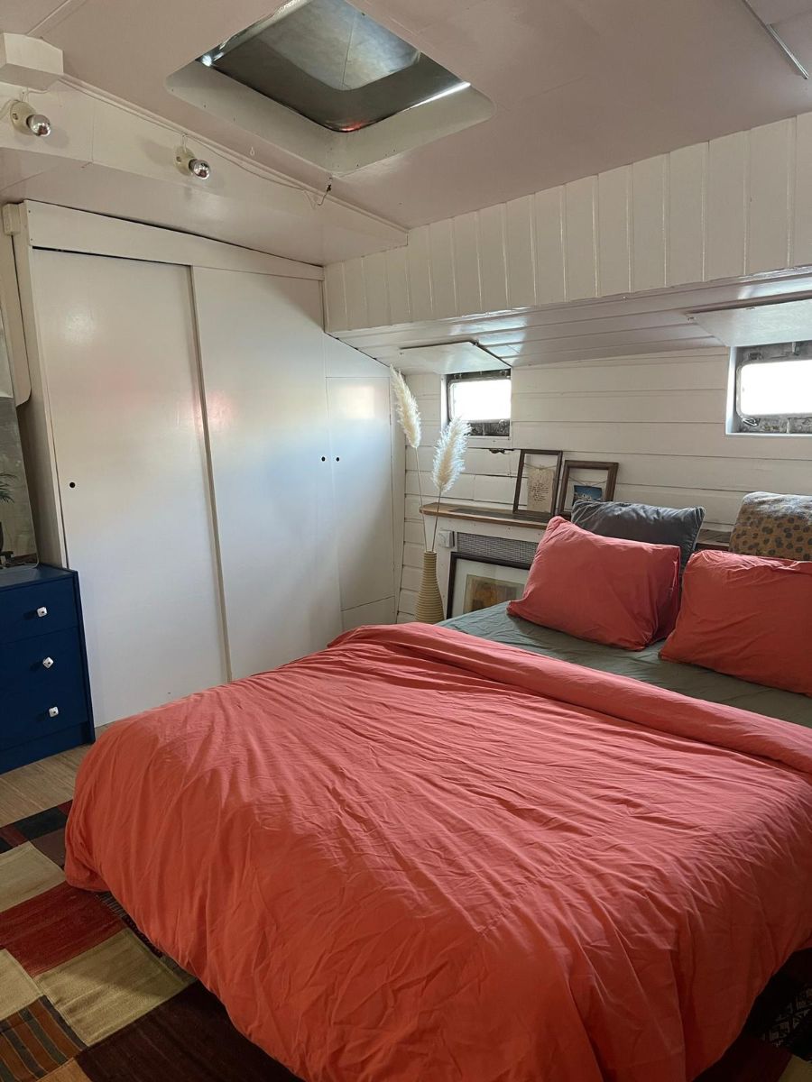 Haparandasteiger 6 1013CZ, Amsterdam, NOORD-HOLLAND Noord-Holland Netherlands, 2 Bedrooms Bedrooms, 4 Rooms Rooms,Houseboat,For Rent,Haparandasteiger,1053