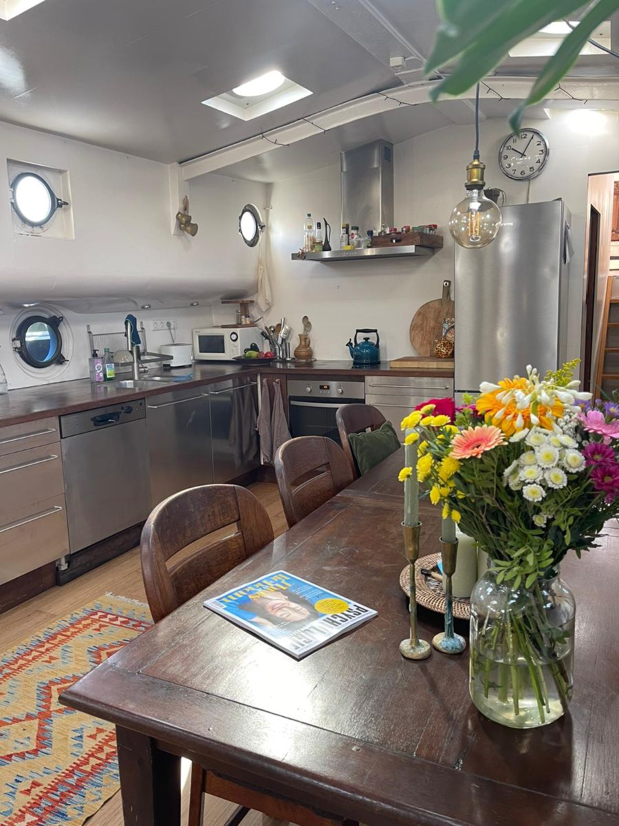 Haparandasteiger 6 1013CZ, Amsterdam, NOORD-HOLLAND Noord-Holland Netherlands, 2 Bedrooms Bedrooms, 4 Rooms Rooms,Houseboat,For Rent,Haparandasteiger,1053