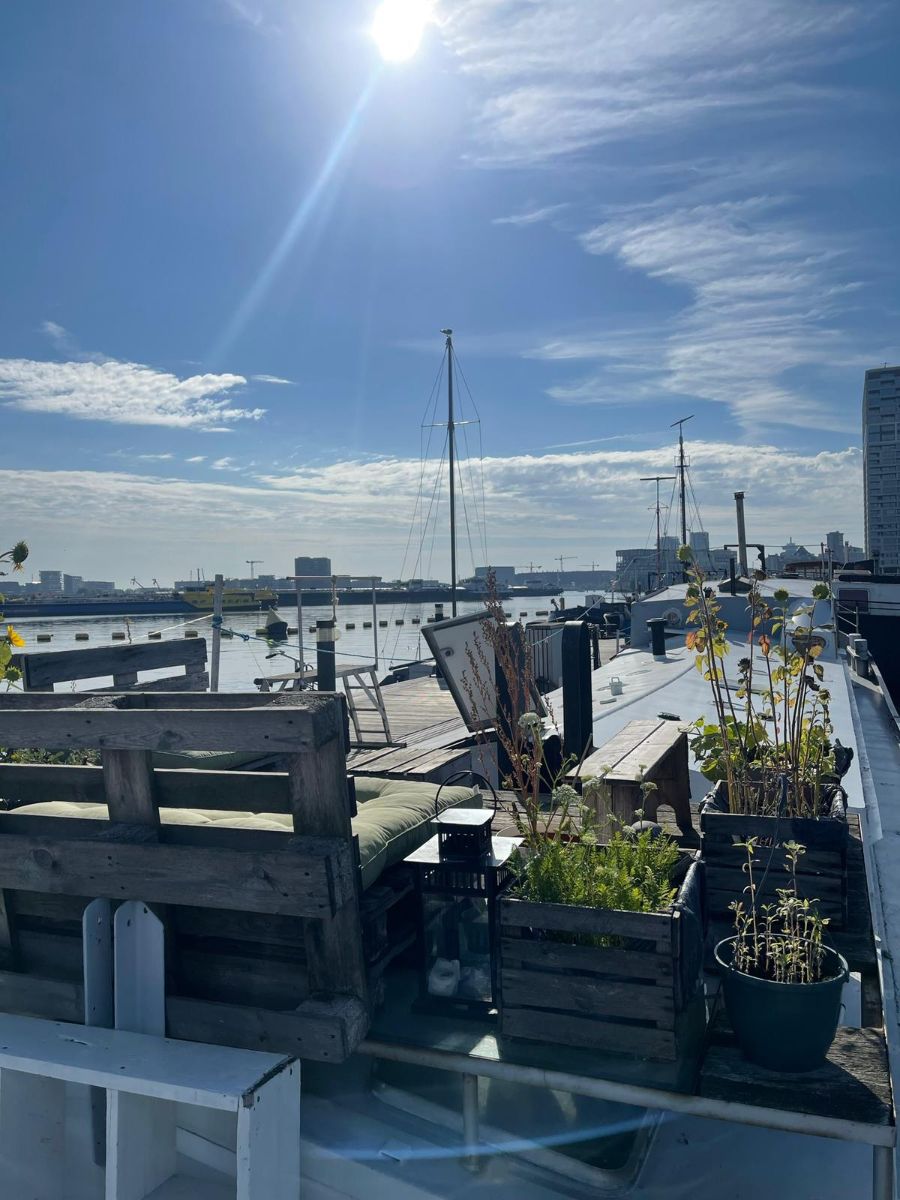 Haparandasteiger 6 1013CZ, Amsterdam, NOORD-HOLLAND Noord-Holland Netherlands, 2 Bedrooms Bedrooms, 4 Rooms Rooms,Houseboat,For Rent,Haparandasteiger,1053