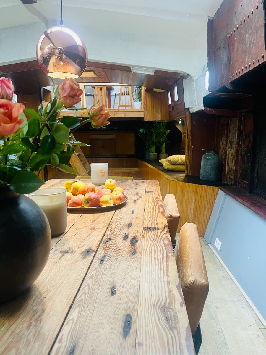 Lijnbaansgracht 335k 1017XA, Amsterdam, Noord-Holland Netherlands, 2 Bedrooms Bedrooms, 2 Rooms Rooms,Houseboat,For Rent,Lijnbaansgracht,1054