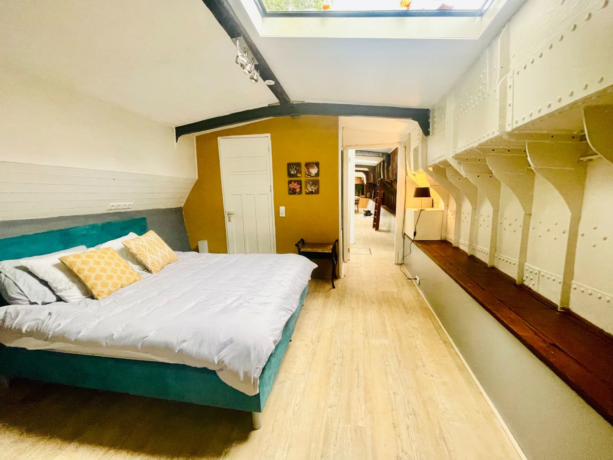 Lijnbaansgracht 335k 1017XA, Amsterdam, Noord-Holland Netherlands, 2 Bedrooms Bedrooms, 2 Rooms Rooms,Houseboat,For Rent,Lijnbaansgracht,1054