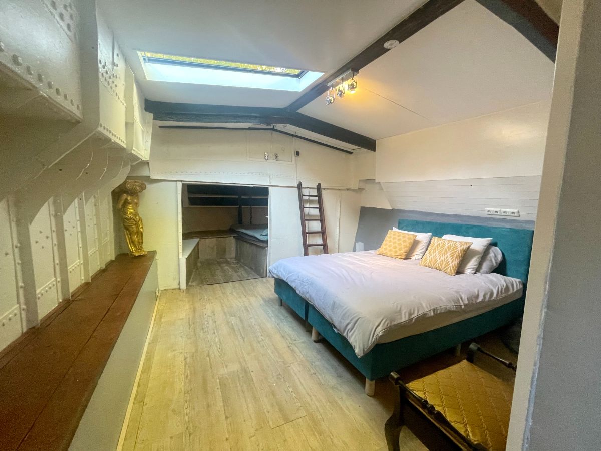 Lijnbaansgracht 335k 1017XA, Amsterdam, Noord-Holland Netherlands, 2 Bedrooms Bedrooms, 2 Rooms Rooms,Houseboat,For Rent,Lijnbaansgracht,1054
