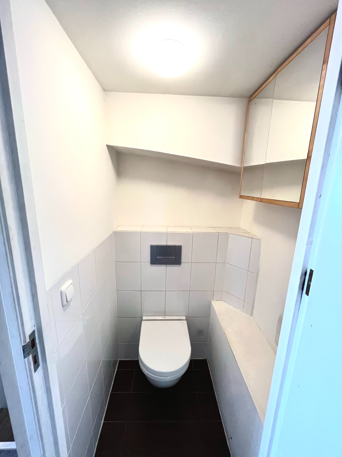 de Wittenkade 70 1051 AC, Amsterdam, Noord-Holland Netherlands, 2 Bedrooms Bedrooms, 5 Rooms Rooms,Houseboat,For Rent,de Wittenkade,1059
