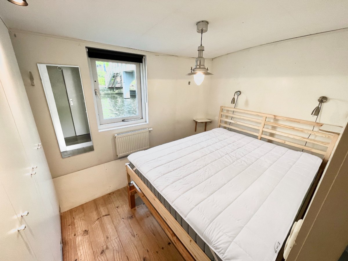 de Wittenkade 70 1051 AC, Amsterdam, Noord-Holland Netherlands, 2 Bedrooms Bedrooms, 5 Rooms Rooms,Houseboat,For Rent,de Wittenkade,1059