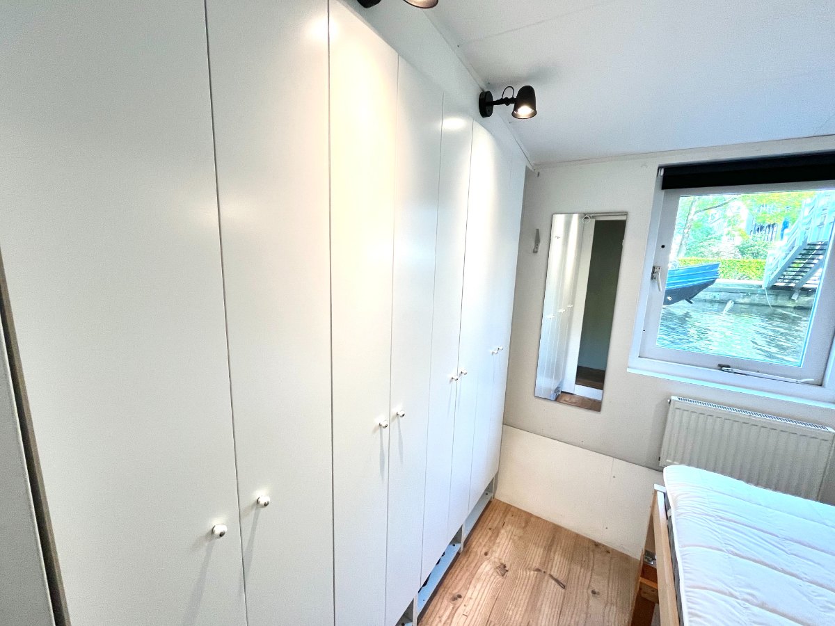 de Wittenkade 70 1051 AC, Amsterdam, Noord-Holland Netherlands, 2 Bedrooms Bedrooms, 5 Rooms Rooms,Houseboat,For Rent,de Wittenkade,1059