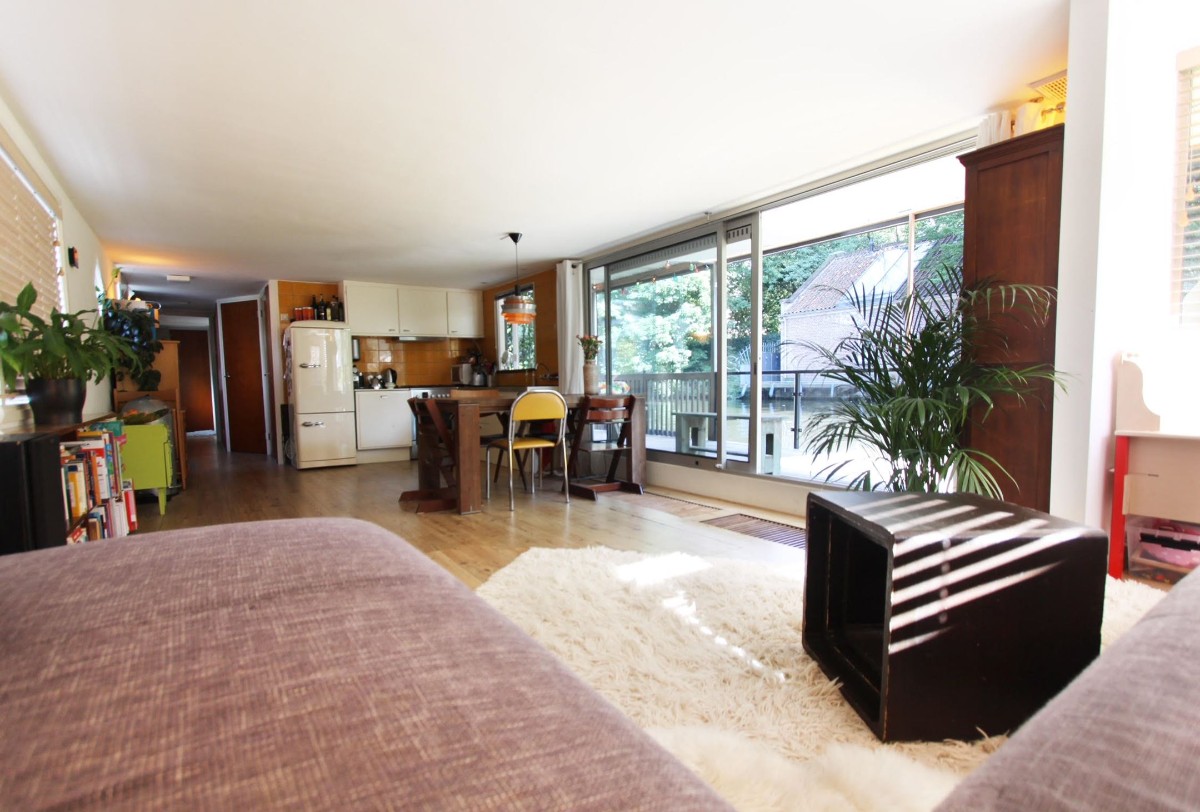 Hugo de Grootkade 84 1052 LX, Amsterdam, Noord-Holland Netherlands, 3 Bedrooms Bedrooms, 4 Rooms Rooms,Houseboat,For Rent,Hugo de Grootkade,1061