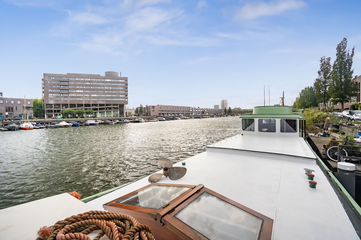 RENTED Houseboat JANNA Houseboat rental