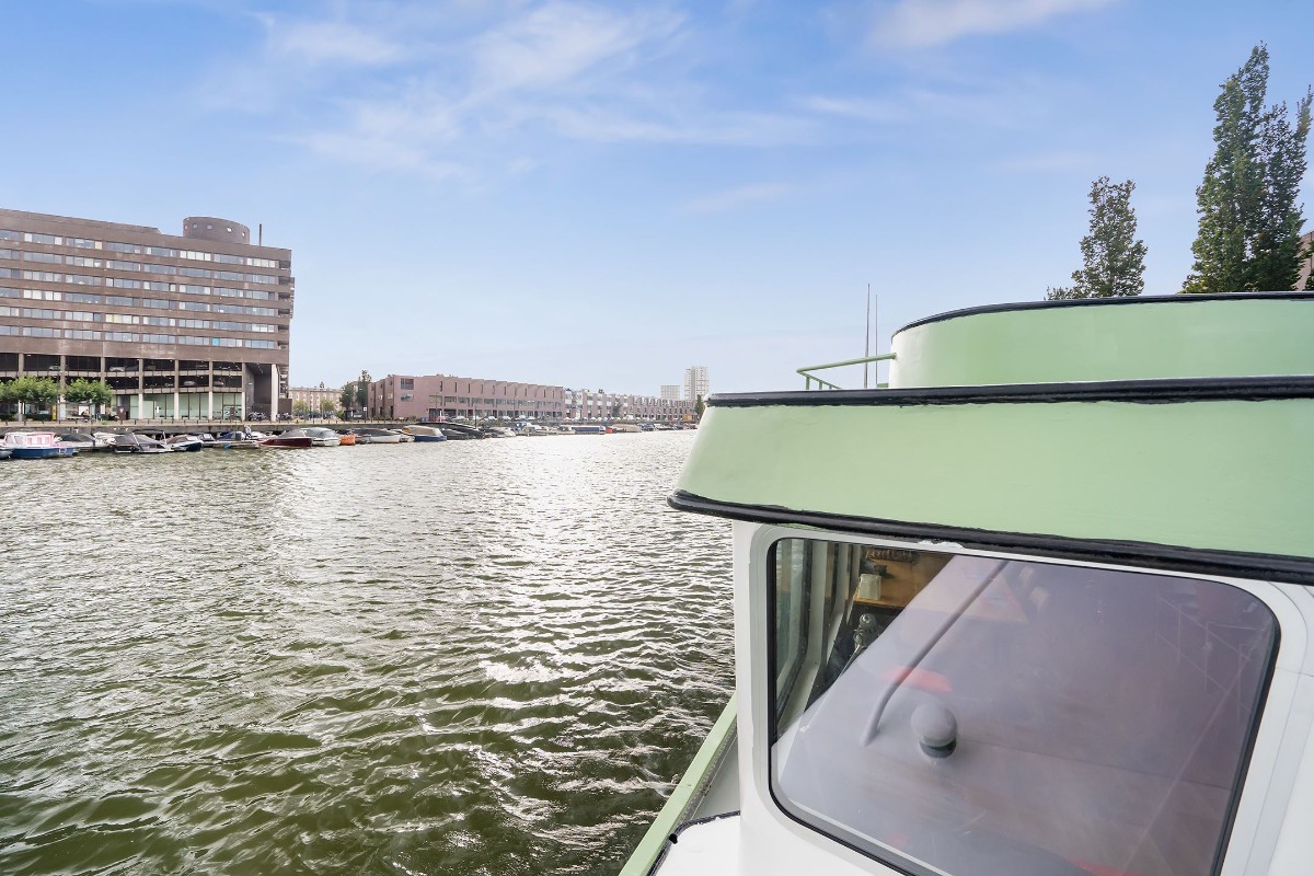 RENTED Houseboat JANNA Houseboat rental