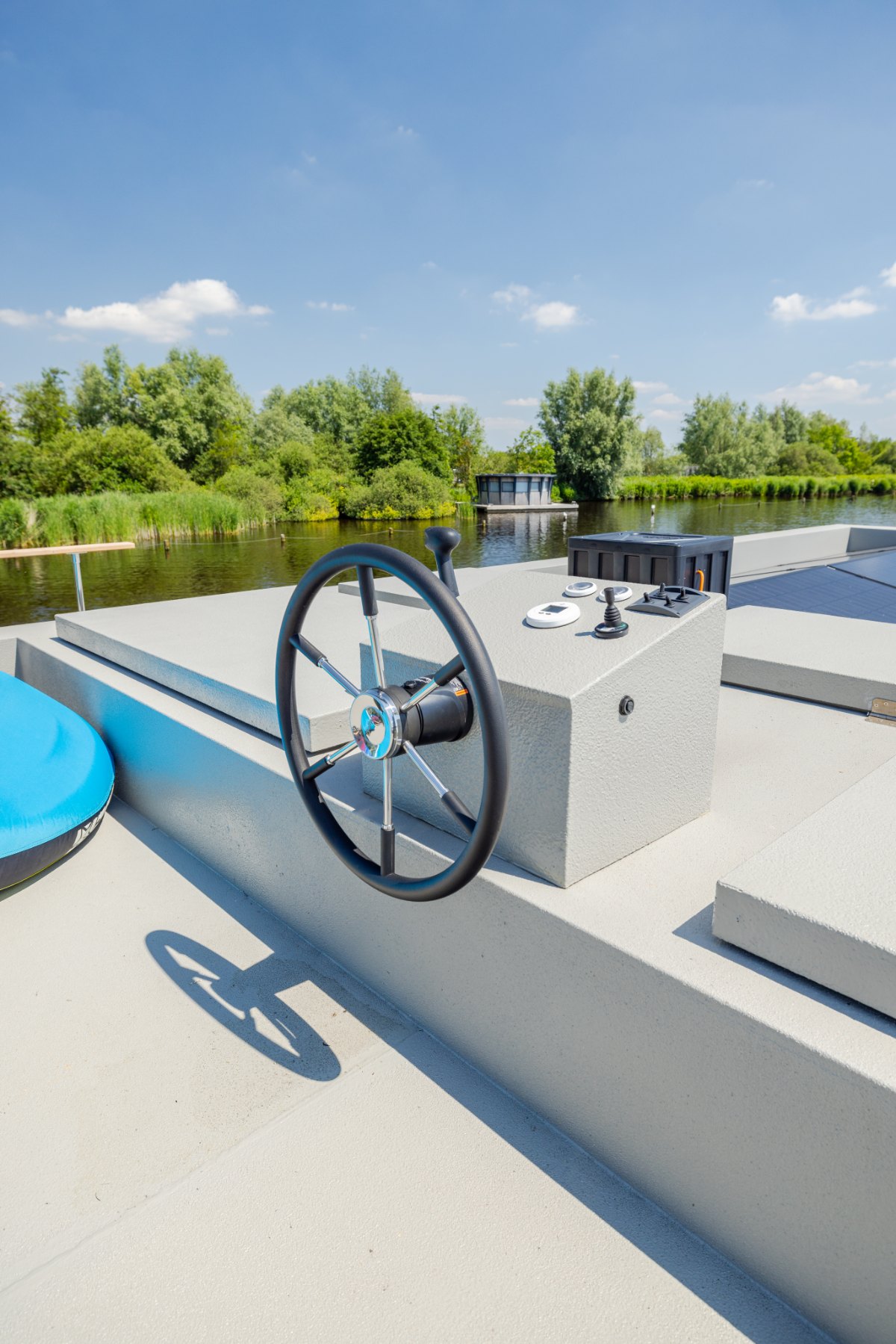 Tjotterpad 40 1081 KD, Amsterdam, Noord-Holland Netherlands, 3 Bedrooms Bedrooms, 5 Rooms Rooms,0,Houseboat,For Rent,Tjotterpad,0,1066