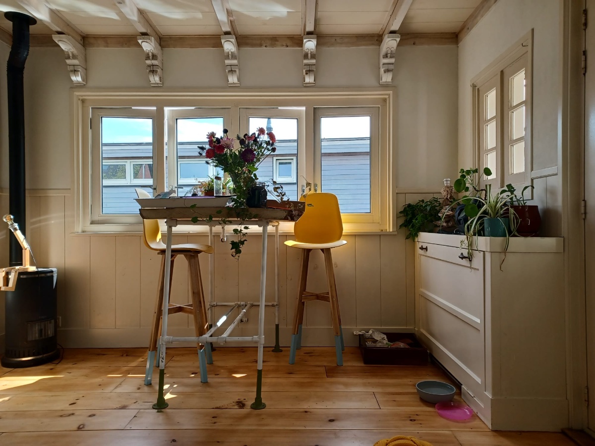 Hasselterhaven 89 8043PN, Zwolle, Overijssel Netherlands, 1 Bedroom Bedrooms, 2 Rooms Rooms,0,Houseboat,For Rent,Hasselterhaven,0,1069
