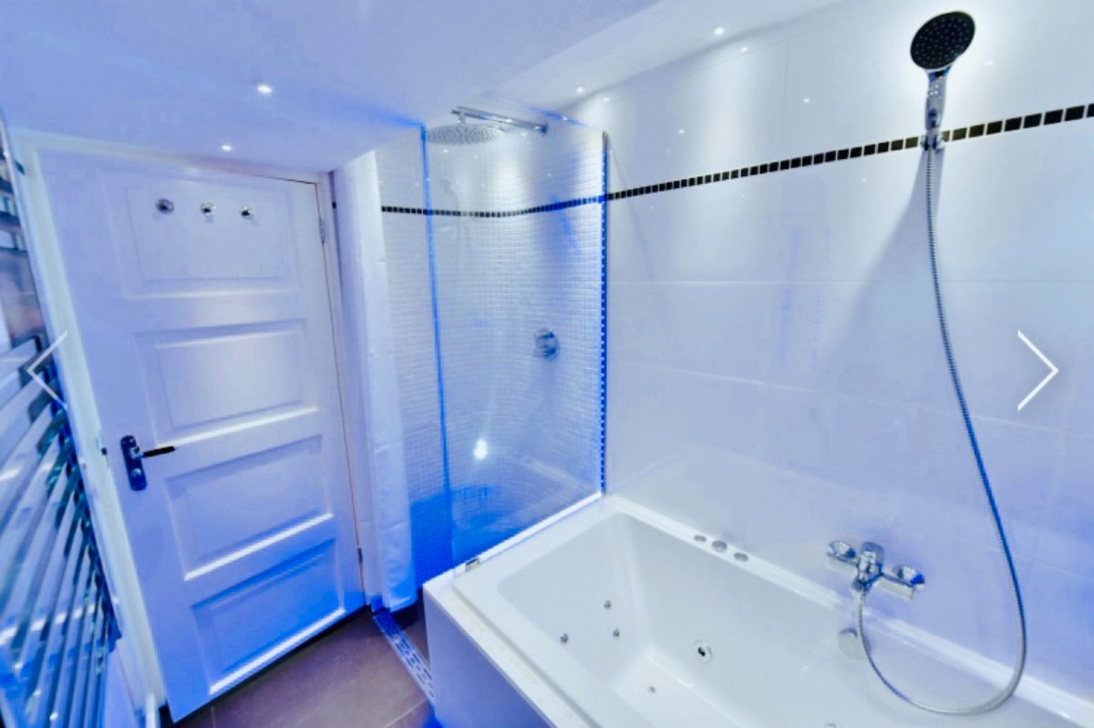 Westerkade 21 1015 XT, Amsterdam, Noord-Holland Netherlands, 2 Bedrooms Bedrooms, 4 Rooms Rooms,0,Houseboat,For Rent,Westerkade ,0,1070